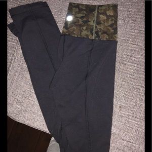 Lululemon leggings size 4